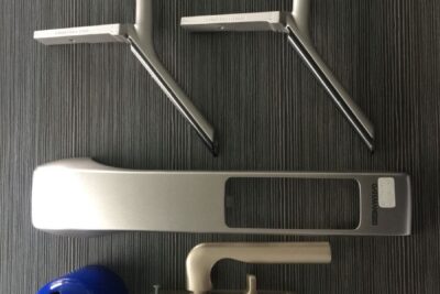 Wet electrostatic painting  processing of electronic parts – interior